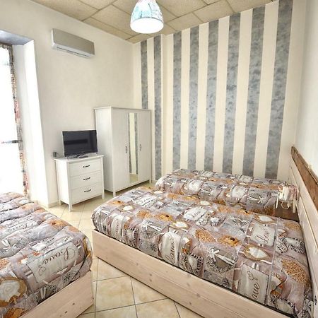 Casa Serena Napoli Esterno foto