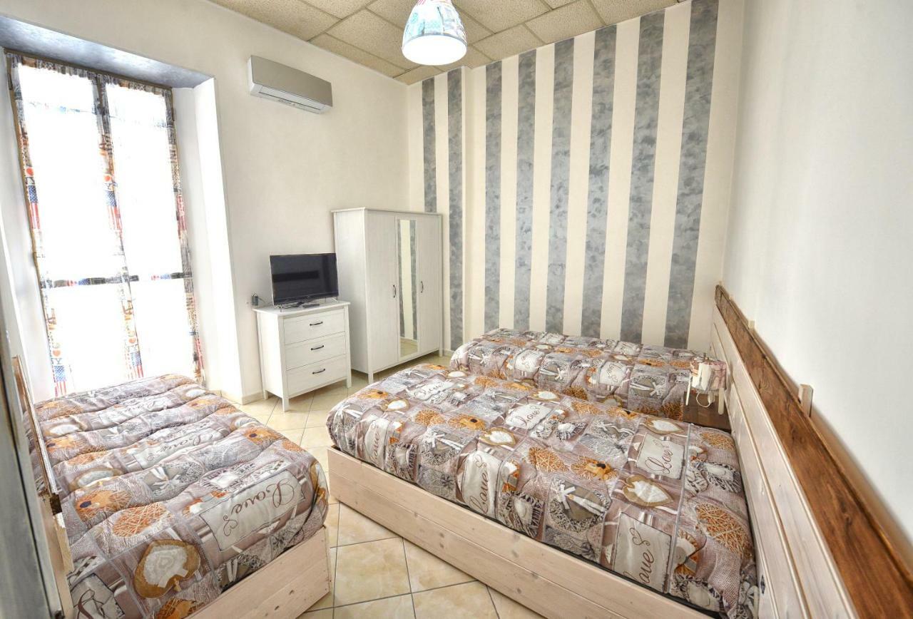 Casa Serena Napoli Esterno foto